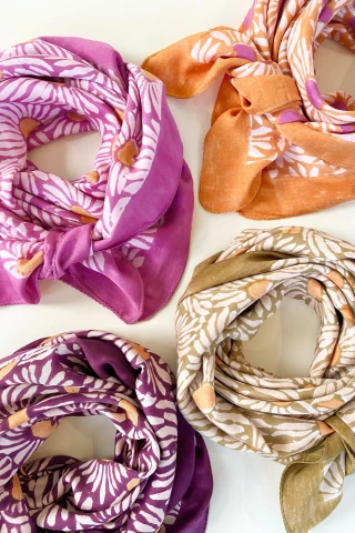 Foulard Lalavida "Marguerite" 2