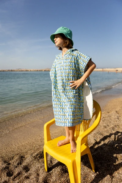 Poncho Capri 2