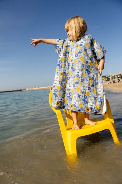 Poncho Capri 2
