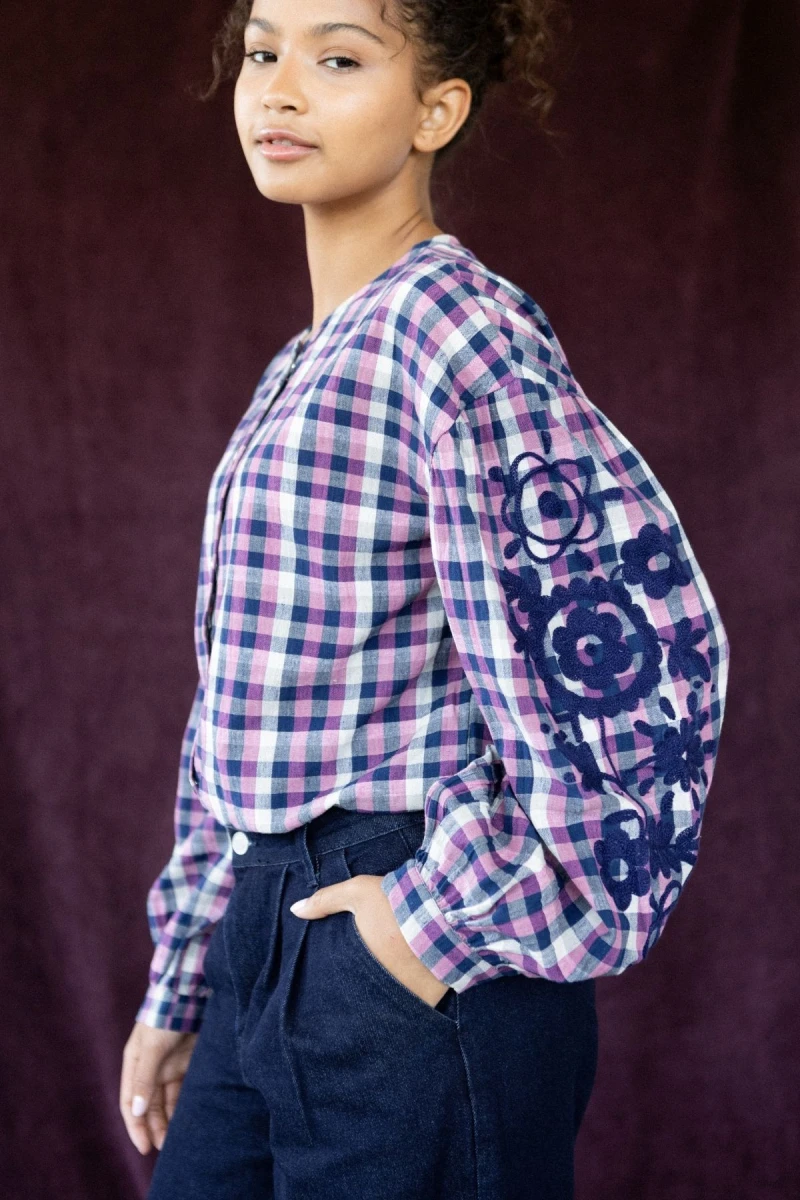 Apaches Blouse à carreaux et brodée