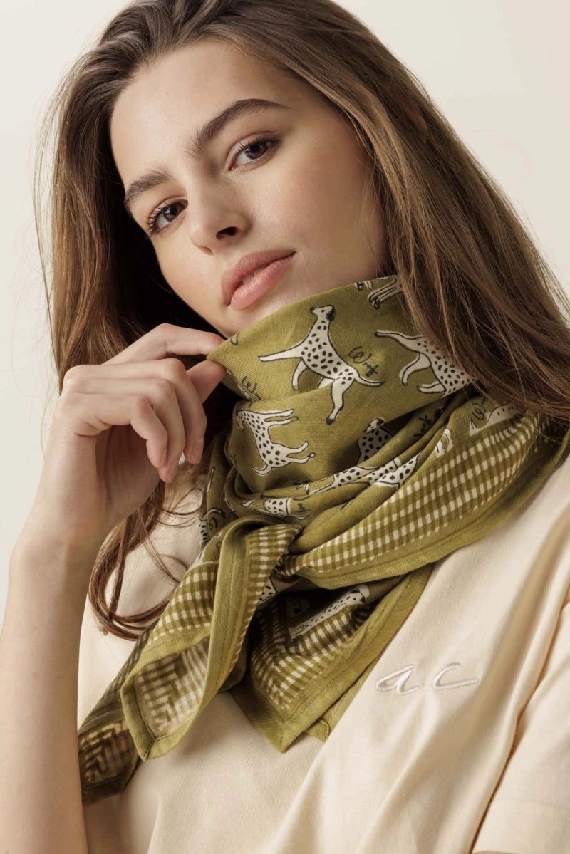Big Foulard Latika Pongo