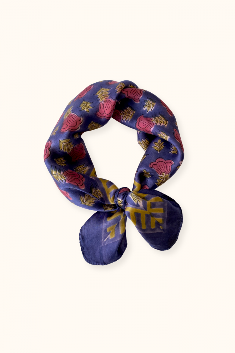 Small Foulard En Soie Manika "Poppy"