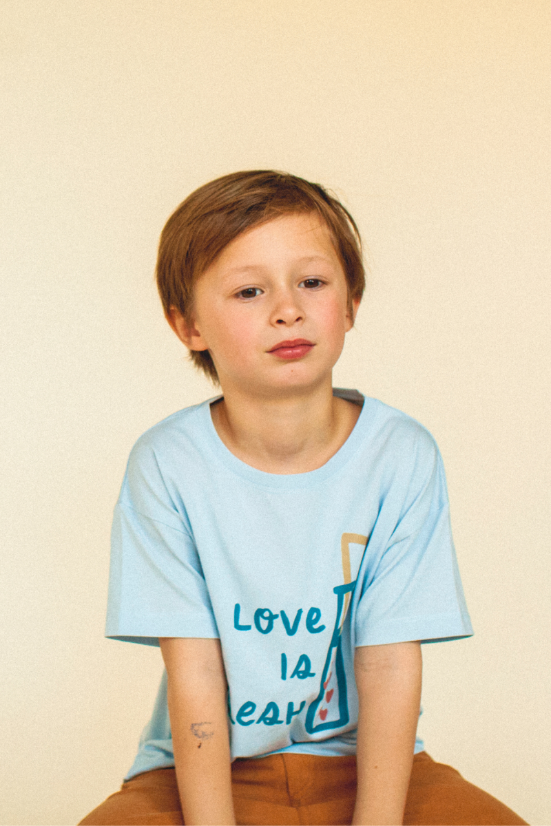 Tee-Shirt Love is Fresh