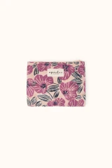 Amaryllis Macadamia Cherry