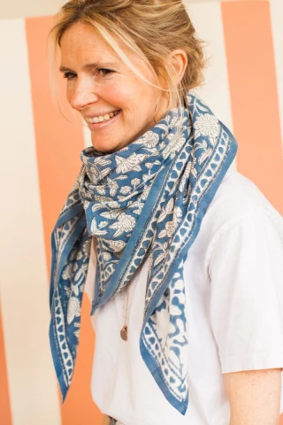 LES IMPARFAITS Big Foulard Latika  2