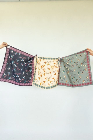 LES IMPARFAITS Small Foulard Manika 2