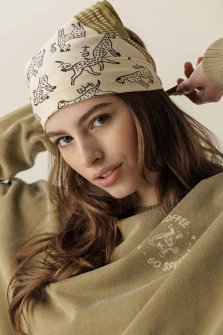 Small Foulard Manika Pongo 2