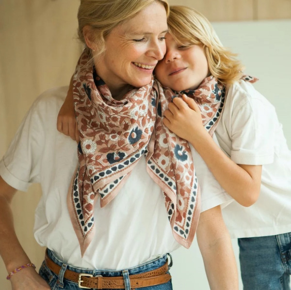 Foulards éditions "Cœur" et "Bengale"