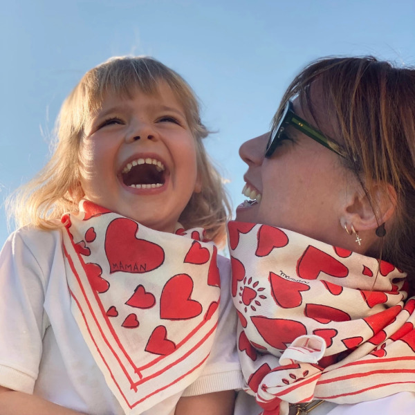 Foulards édition "Happy"